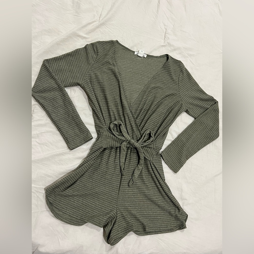 Billabong romper